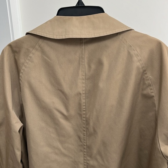 VINTAGE LONDON FOG TRENCH COAT - Picture 10 of 13